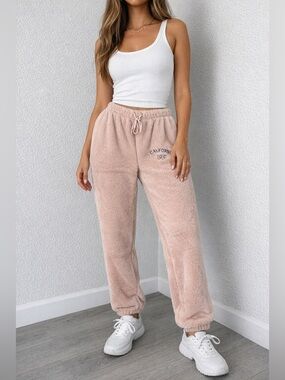 Fuzzy Sweat pants with side pockets